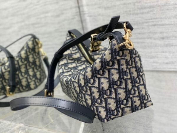 DIO lady DI luxury for women handbag shoulder bag Dio Nomad 22cm