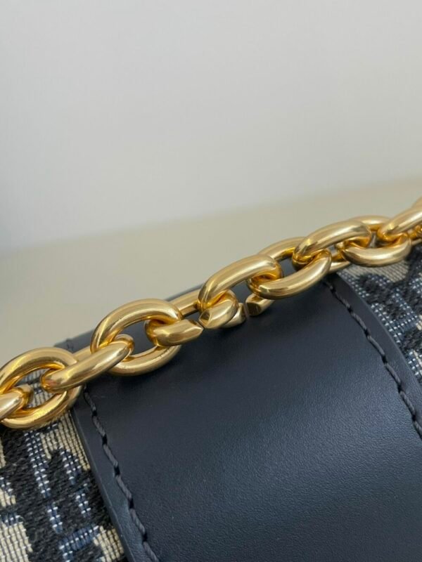 DIO lady DI luxury for women handbag shoulder bag 30 Montaigne 25cm