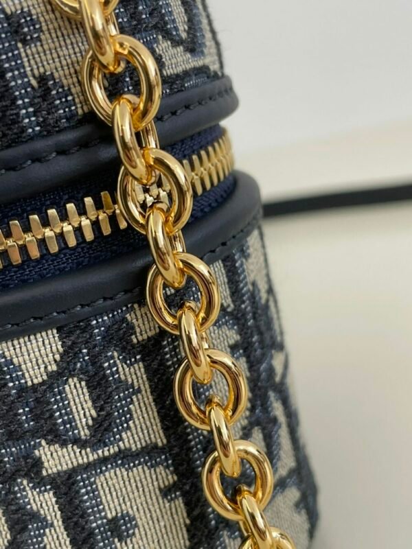 DIO lady DI luxury for women handbag shoulder bag 30 Montaigne 16.5cm