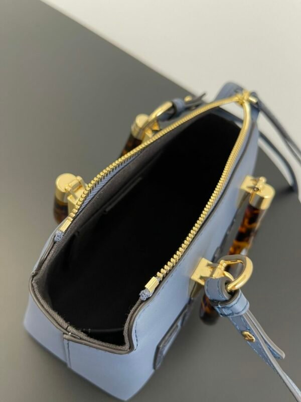 FEND FEI luxury for women handbag shoulder bag By The Way 17cm