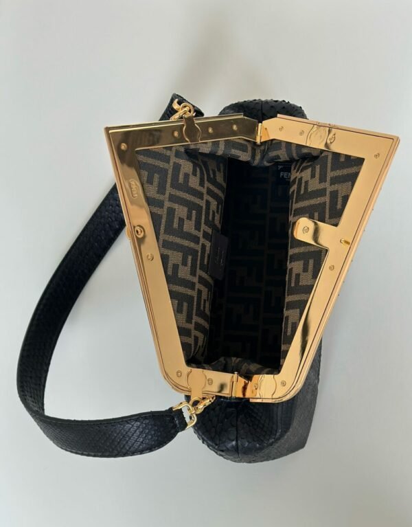 FEND FEI luxury for women handbag shoulder bag 100% snakeskin 32.5cm