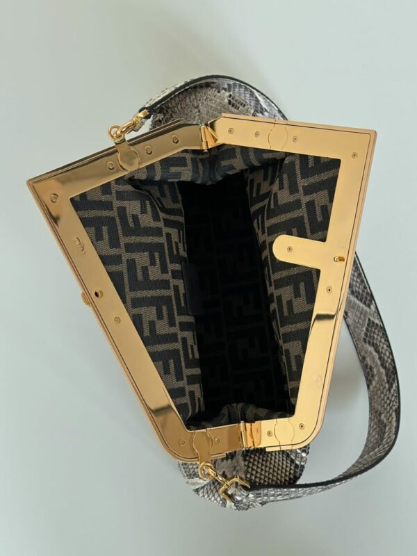 FEND FEI luxury for women handbag shoulder bag 100% snakeskin 32.5cm