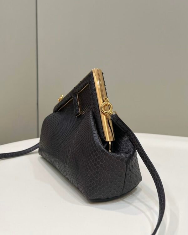 FEND FEI luxury for women handbag shoulder bag 100% snakeskin 26cm