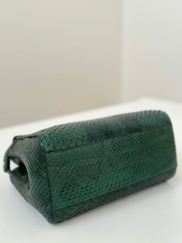 FEND FEI luxury for women handbag shoulder bag 100% imported snakeskin 23cm