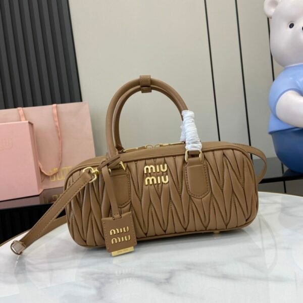 MM miuniu luxury designer fashion for women handbag Sheepskin bowling bag 27cm
