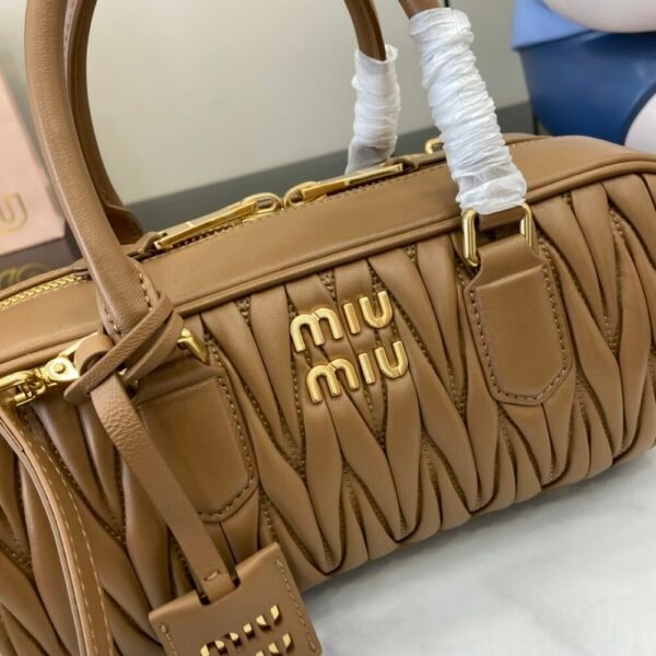 MM miuniu luxury designer fashion for women handbag Sheepskin bowling bag 27cm