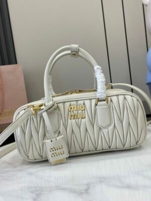 MM miuniu luxury designer fashion for women handbag Sheepskin bowling bag 27cm