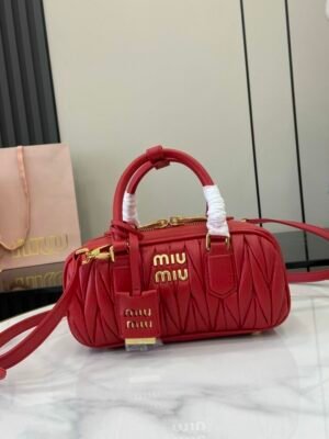MM miuniu luxury designer fashion for women handbag Sheepskin bowling bag 22cm