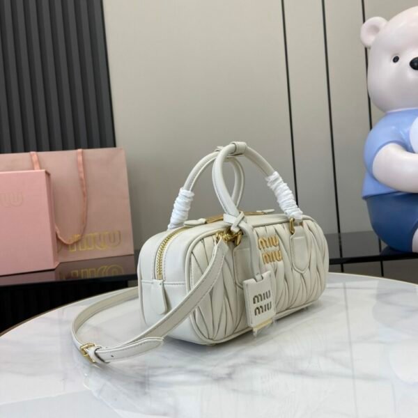 MM miuniu luxury designer fashion for women handbag Sheepskin bowling bag 22cm