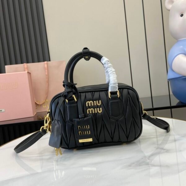 MM miuniu luxury designer fashion for women handbag Sheepskin bowling bag 19cm