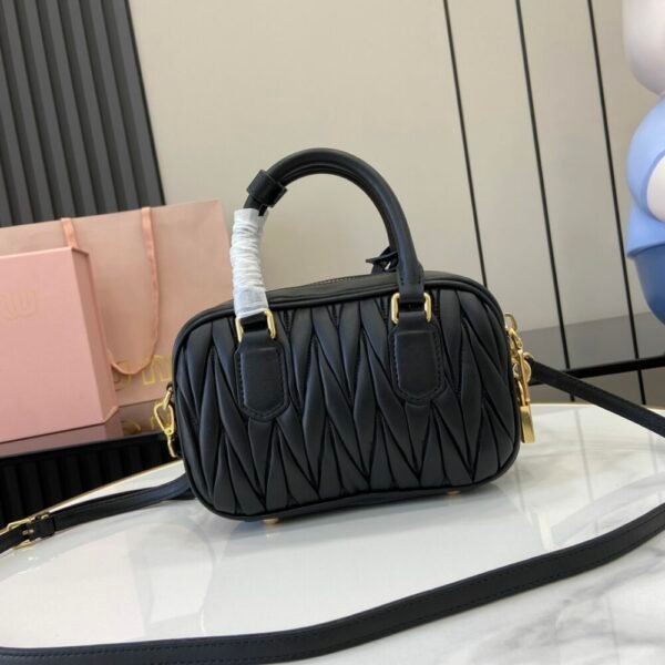 MM miuniu luxury designer fashion for women handbag Sheepskin bowling bag 19cm