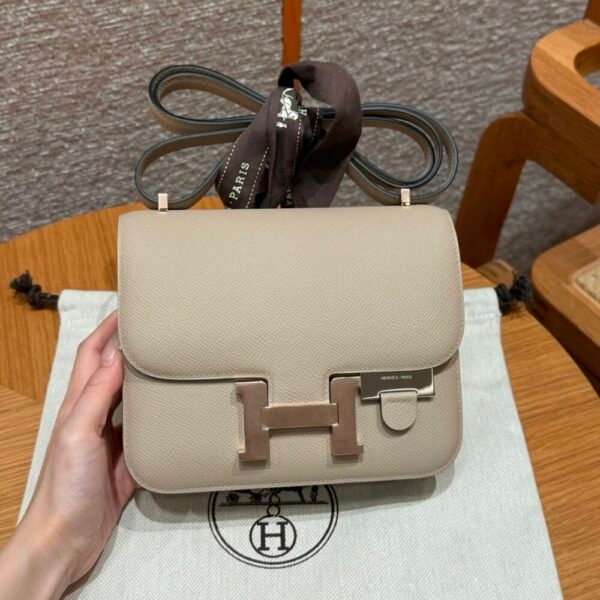 HM HRMS For Women Handbags Shoulder bags Constance 19cm mirrors