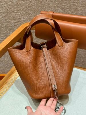 HM HRMS For Women Handbags Shoulder bags Picotin 18