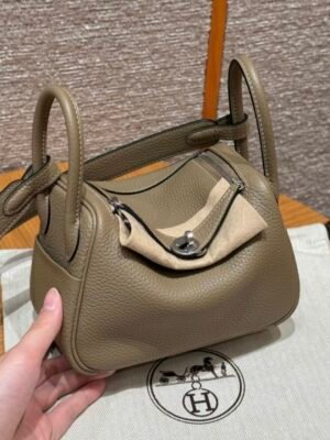 HM HRMS For Women Handbags Shoulder bags Lindy