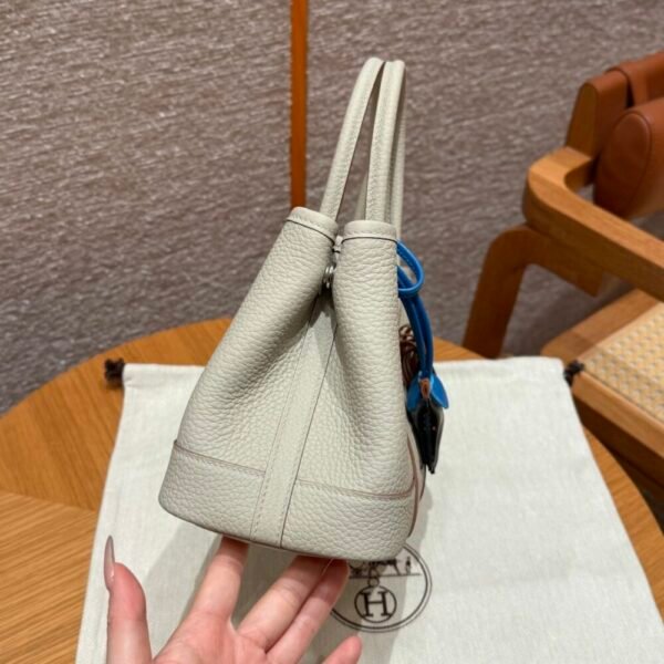 HM HRMS For Women Handbags Shoulder bags Garden party 23