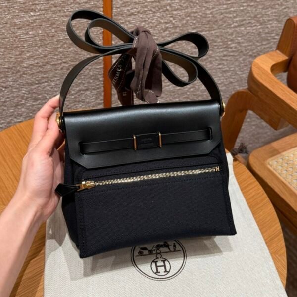 HM HRMS For Women Handbags Shoulder bags herbag mini