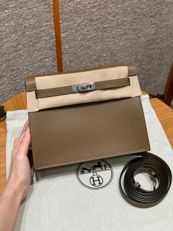 HM HRMS For Women Handbags Shoulder bags kelly dance