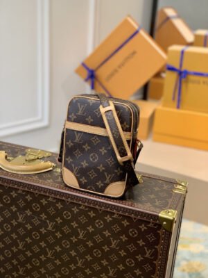 LV Danube Monogram Canvas For Women, Women¡¯s Bags, Shoulder Bags 8.3in/21cm LV M45266
