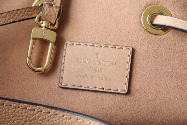 LV NeoNoe MM Monogram Empreinte Arizona Beige / Cream For Women, Women¡¯s Handbags 10.2in/26cm LV M45808