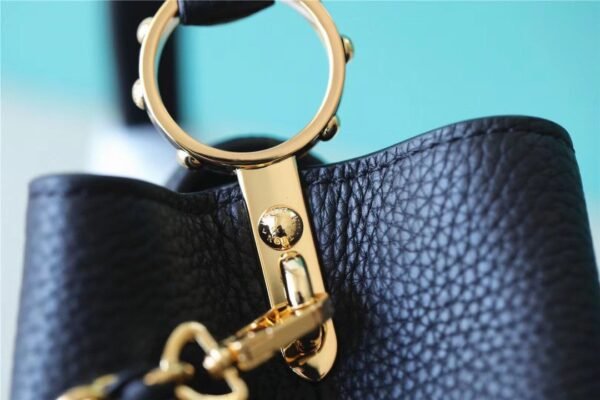 05a64483 LV Capucines Mini Taurillon Black For Women, Shoulder And Crossbody Bags 21cm/8.3in LV