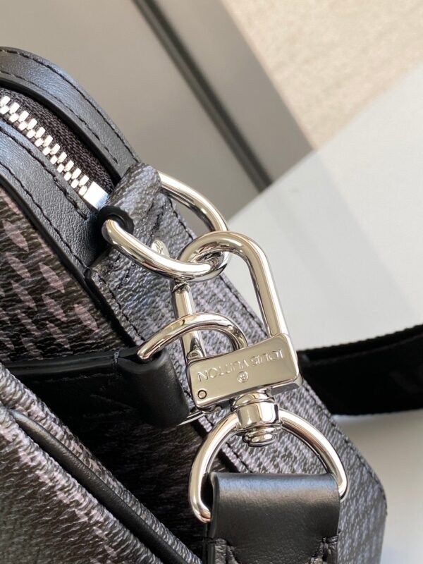 06e4f705 LV Trio Messenger Damier Graphite Black For Men, Bags, Shoulder And Crossbody Bags 9.8in/25cm LV N50017