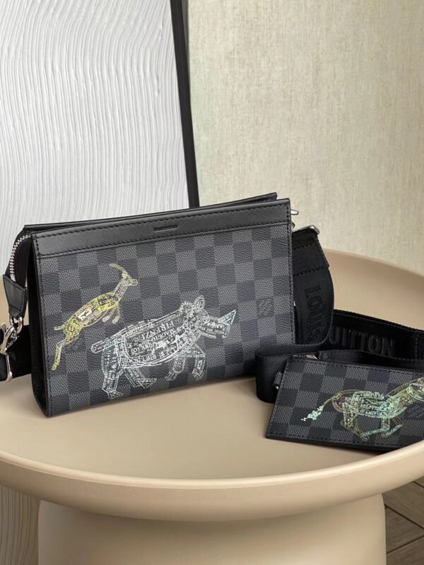 08575509 LV Gaston Wearable Wallet Damier Graphite For Men, Bags, Shoulder And Crossbody Bags 8.7in/22cm LV N64608
