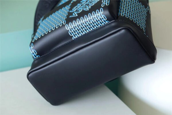 LV Racer Damier Spray Blue For Men, Backpacks 16in/41cm LV?
