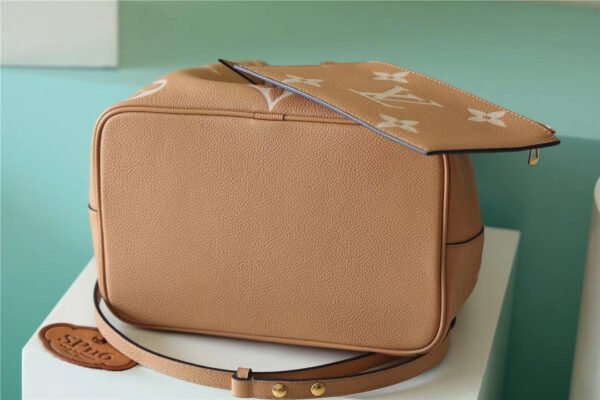 LV NeoNoe MM Monogram Empreinte Arizona Beige / Cream For Women, Women¡¯s Handbags 10.2in/26cm LV M45808