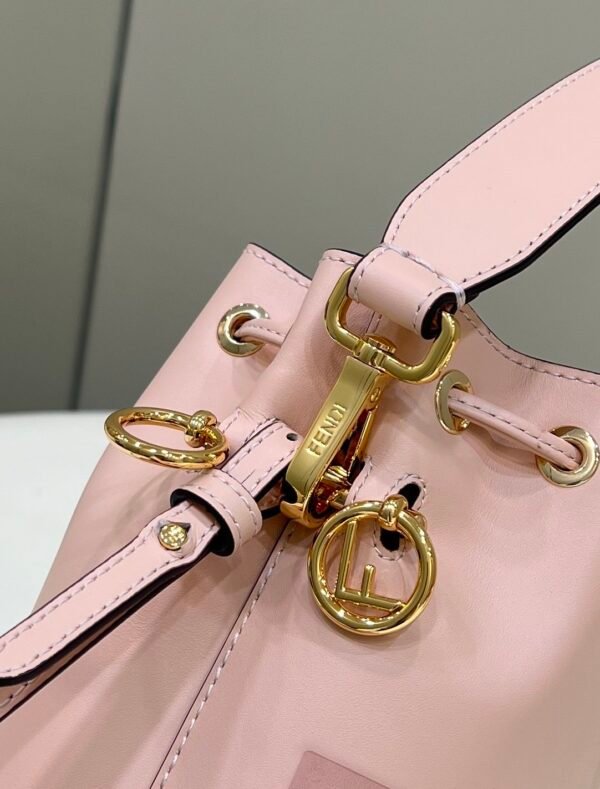 FI Mon Tresor Pale Pink For Women, Handbags, Shoulder And Crossbody Bags 7.1in/18cm FF 8BS010AC9LF14N1