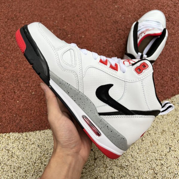 10._10_c6aae5dd-e109-44f0-aa6c-db83bffb38ee JORDAN 13 "White/Grey/Red"