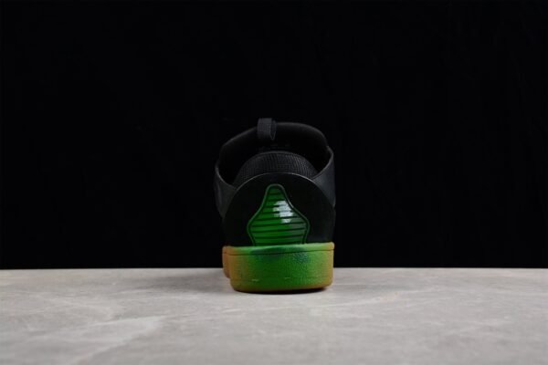 10._10_ce703807-298e-4342-822e-9521a19ef0ca Black Multicolor Low Top Sneakers