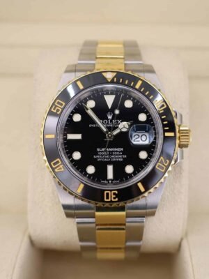 Rolex Submariner Date 18K Yellow Gold/Steel Black Dial 116613