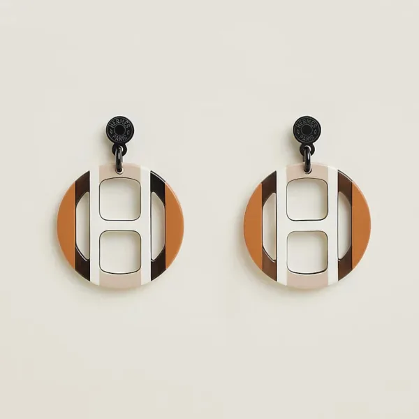 18K H Equipe Stud Earrings