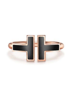 18K T Black Onyx Wire Ring