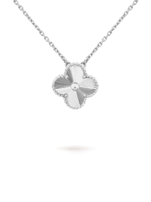 18K Vintage Alhambra Pendant Clover Necklace