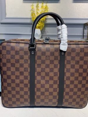 LV Porte Documents Voyage PM Damier Ebene Canvas For Women,  Shoulder And Crossbody Bags 14.6in/37cm LV N41466