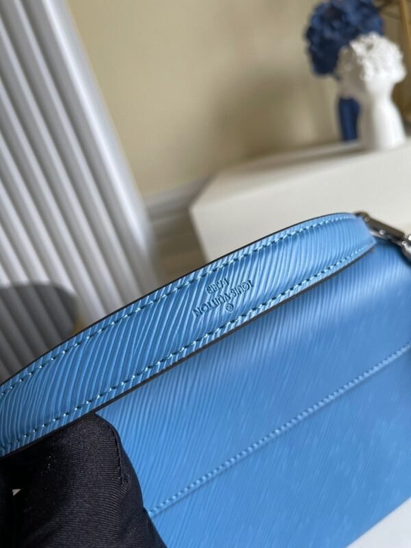 LV Twist MM Epi Blue For Women, Women¡¯s Handbags, Shoulder And Crossbody Bags 9.1in/23cm LV