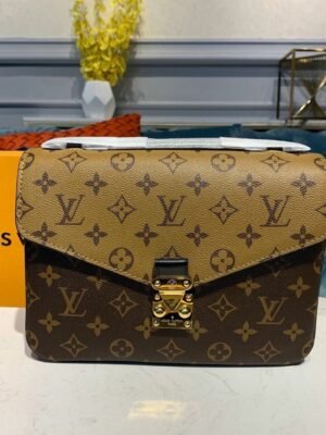 LV Pochette Metis Monogram Reverse Canvas For Women,  Shoulder And Crossbody Bags 9.8in/25cm LV M44876