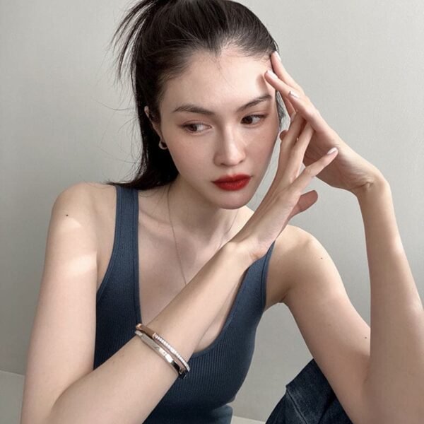 18K T Lock Bangle Half Pav¨¦ Diamonds Bracelet