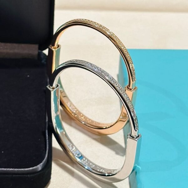 18K T Lock Bangle Half Pav¨¦ Diamonds Bracelet