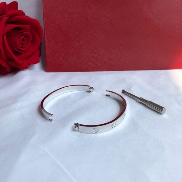18K White Gold Love Bracelet