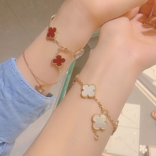 18K Vintage Alhambra Five Motifs Carnelian Clover Bracelet