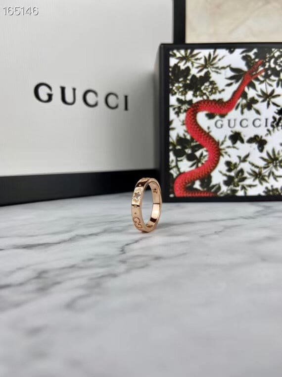 18K Double G Icon Yellow Gold Ring
