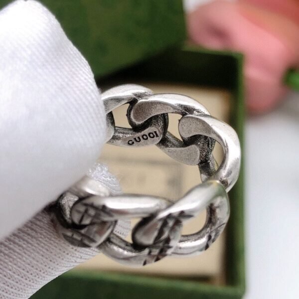Double G Ring