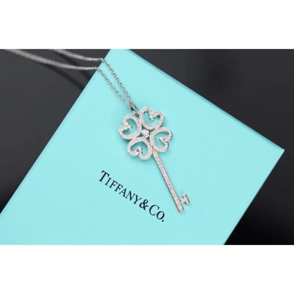 18K T Quatre Heart Key Diamond Necklace