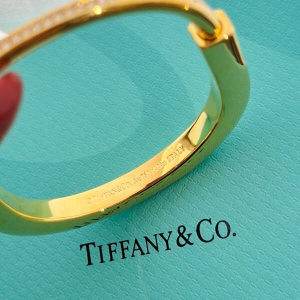 18K T Lock Bangle Full Pav¨¦ Diamonds Bracelet