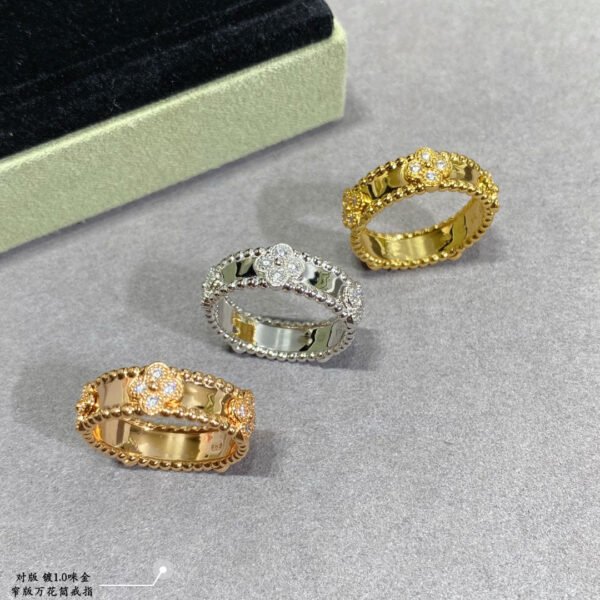 18K Yellow Gold Perl¨¦e Clovers Ring