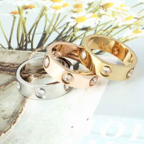 18K Love Wedding Six Diamonds Ring