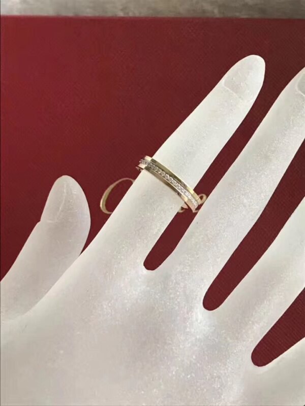 18K Vend?me Louis Wedding Ring