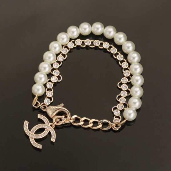 18K Pearls CC Chain Bracelet